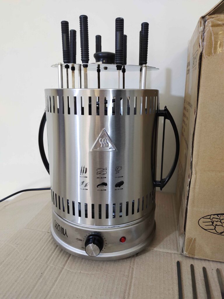 lot Electronic BBQ Maker