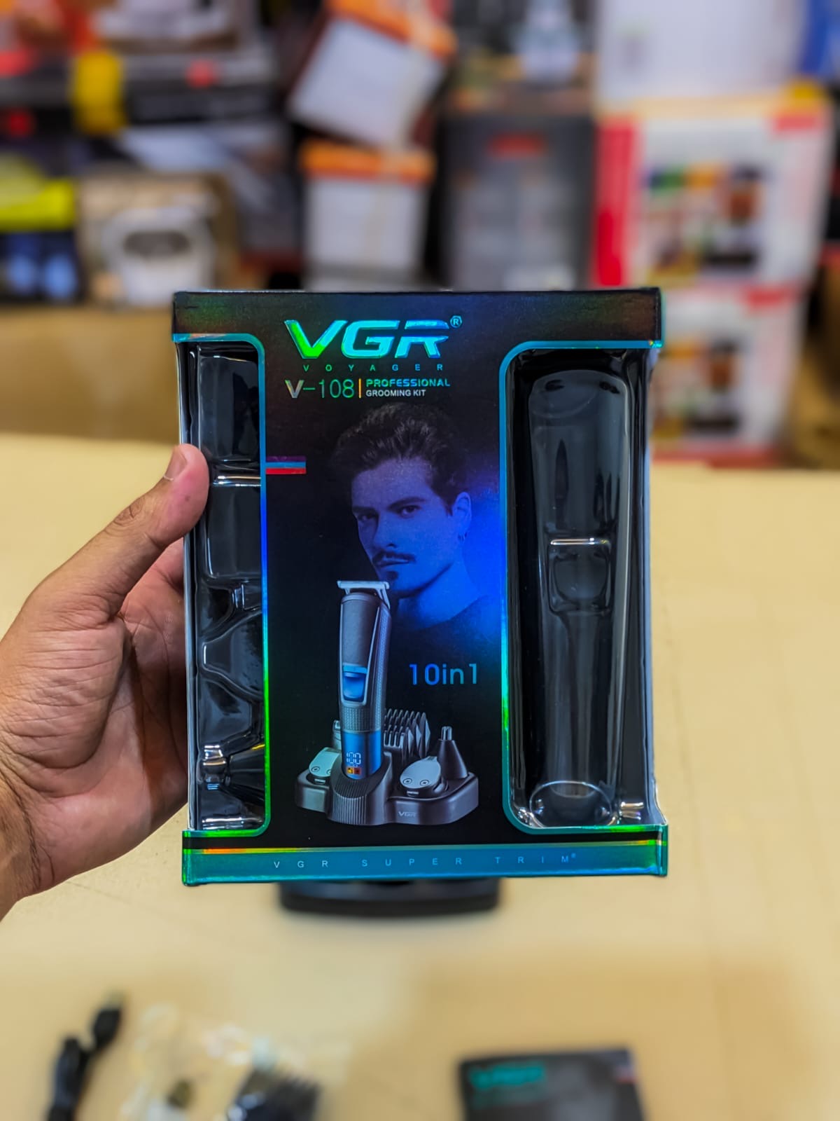 VGR V-108 Professional 10 in 1 Grooming Kit